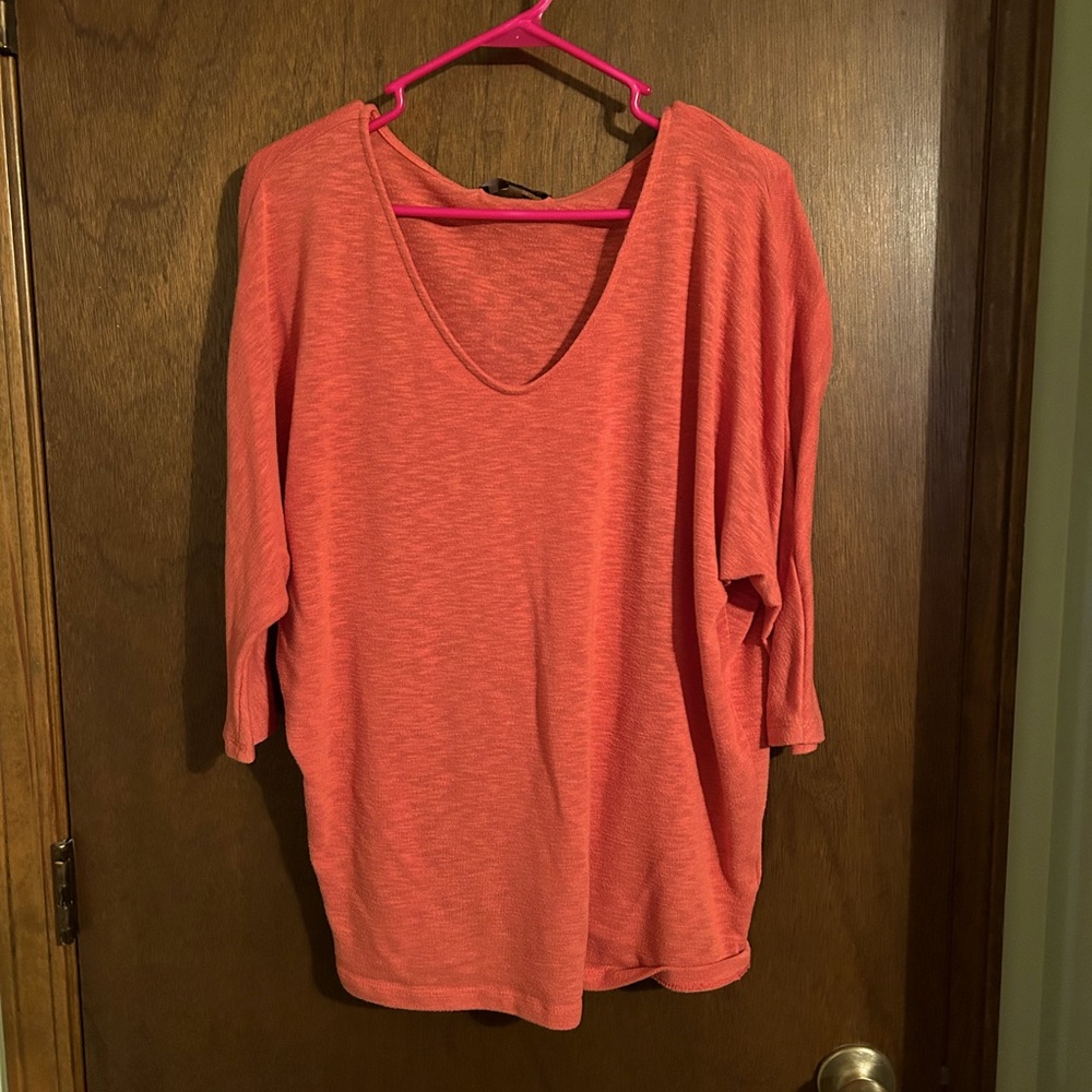 Coral 3/4 sleeve shirt